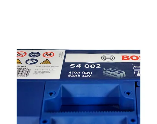 Автомобильный аккумулятор Bosch S4002 52Ah 470A (0092S40020)